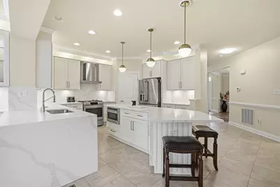 2601 Syracuse Ct, Pittsburgh, PA 15143 - Photo 6