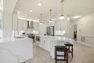 2601 Syracuse Ct, Pittsburgh, PA 15143 - Photo 6