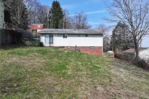 923 Locust St, Coraopolis, PA 15108 - Photo 22