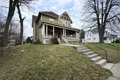 305 E Lincoln Ave, New Castle, PA 16101 - Photo 2