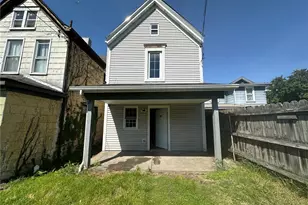 910 9th Ave, Beaver Falls, PA 15010 - Photo 2