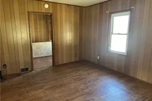 1423 Maratta Rd, Hopewell Township, PA 15001 - Photo 10