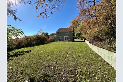 452 Woodland Rd, Ross Twp, PA 15237 - Photo 4