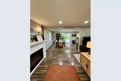 452 Woodland Rd, Ross Twp, PA 15237 - Photo 8