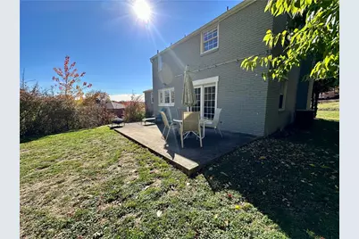 452 Woodland Rd, Ross Twp, PA 15237 - Photo 6