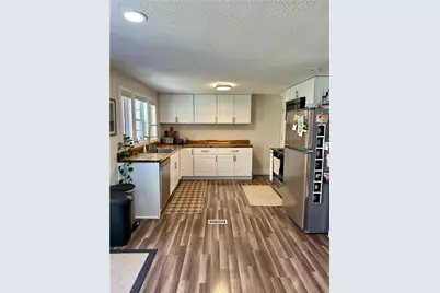 452 Woodland Rd, Ross Twp, PA 15237 - Photo 14