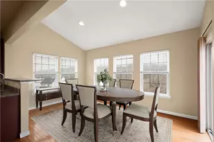 6042 Middlefield Dr, South Fayette, PA 15057 - Photo 14