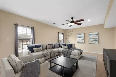 6042 Middlefield Dr, South Fayette, PA 15057 - Photo 6