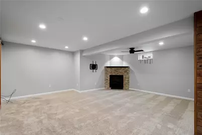 6042 Middlefield Dr, South Fayette, PA 15057 - Photo 32