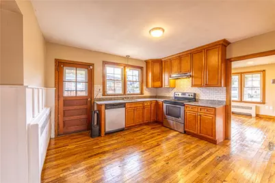 202 E Georgia Ave, Connellsville, PA 15425 - Photo 8