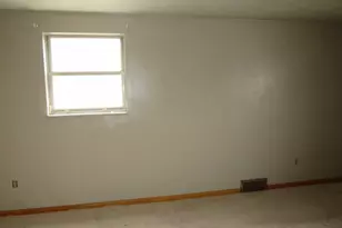 7967 Aber Rd, Pittsburgh, PA 15147 - Photo 10