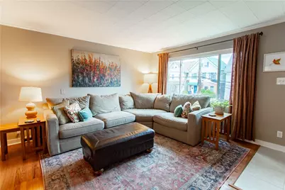 1030 Mirror St, Pittsburgh, PA 15217 - Photo 4