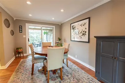 1030 Mirror St, Pittsburgh, PA 15217 - Photo 8