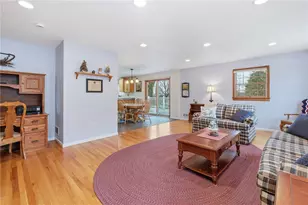 9403 Almar Pl, Pittsburgh, PA 15237 - Photo 4