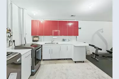 703 Lakeview Ct, Adams Township, PA 16046 - Photo 24