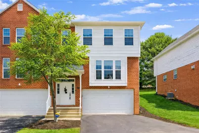 703 Lakeview Ct, Adams Township, PA 16046 - Photo 1