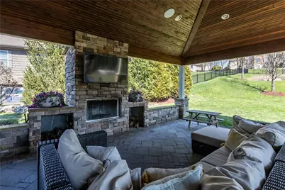 280 Sienna Trl, Peters Township, PA 15367 - Photo 4