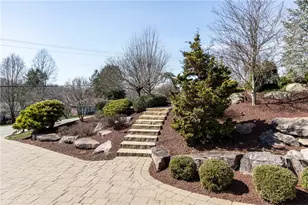 280 Sienna Trail, Peters Township, PA 15367 - Photo 2