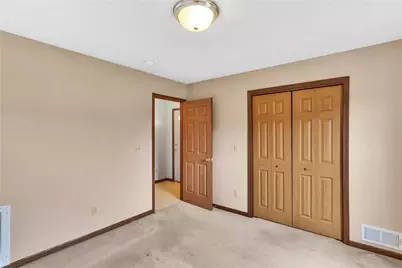 1033 Timberwood Dr, Chippewa Township, PA 15010 - Photo 24