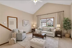 1033 Timberwood Dr, Chippewa Township, PA 15010 - Photo 2