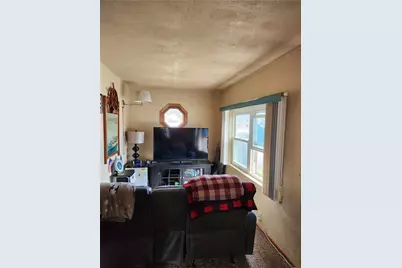 2022 Gordon Avenue, McKeesport, PA 15132 - Photo 12