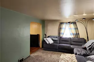 2022 Gordon Ave, McKeesport, PA 15132 - Photo 4