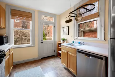 2 Clarendon Place, Friendship Park, PA 15206 - Photo 12