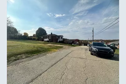 24 Boyd St, Monessen, PA 15062 - Photo 6