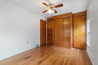 414 Sylvania Dr, Ross Twp, PA 15229 - Photo 16