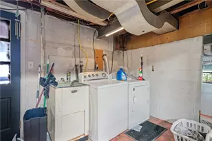 414 Sylvania Dr, Ross Twp, PA 15229 - Photo 22