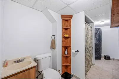 516 Wallace Run Rd, Beaver Falls, PA 15010 - Photo 38