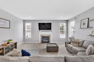 143 Sweetwater Dr, Sewickley Hills Boro, PA 15143 - Photo 8