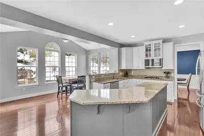 143 Sweetwater Dr, Sewickley Hills Boro, PA 15143 - Photo 10