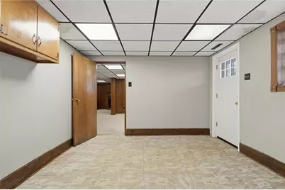 1233 Bickerton Dr, Clairton, PA 15025 - Photo 32