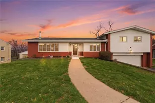 1233 Bickerton Dr, Clairton, PA 15025 - Photo 2