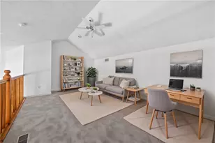 162 Old Village Ln, Bethel Park, PA 15102 - Photo 8