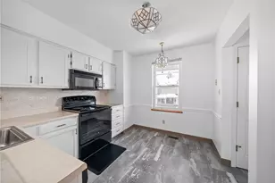 162 Old Village Ln, Bethel Park, PA 15102 - Photo 12