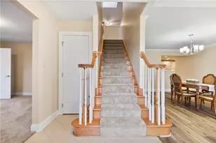 7016 Berringer Ct, Moon/Crescent Twp, PA 15108 - Photo 6