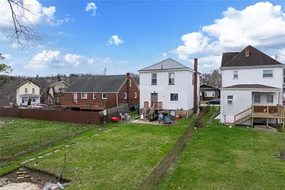 11 Knox Ave, Monessen, PA 15062 - Photo 6