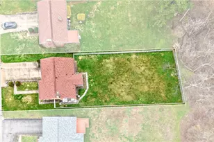 396 Broughton Rd, Bethel Park, PA 15102 - Photo 36