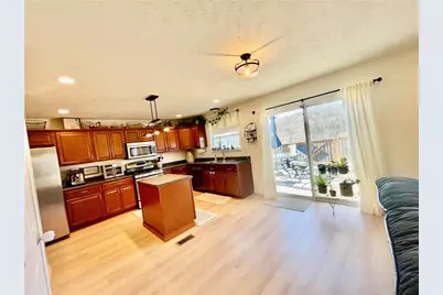 138 Rose Ave, Canonsburg, PA 15317 - Photo 22