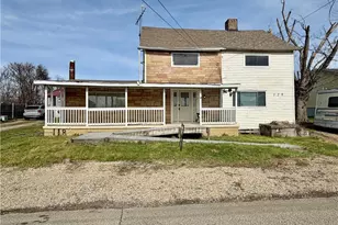 118 Branthoover St, Belle Vernon, PA 15012 - Photo 1