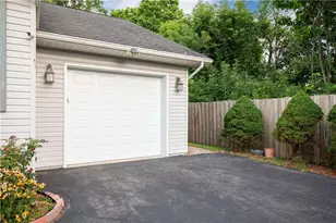 504 N Buhl Farm Dr, Hermitage, PA 16148 - Photo 22