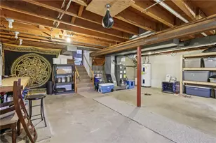 2935 Glenda Dr, Scott Township, PA 16101 - Photo 20