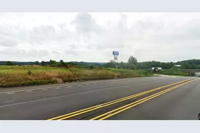 835 Perry Hwy, East Lackawannock Township, PA 16137 - Photo 4