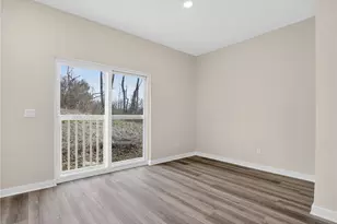 704 Olivia St, Collier Township, PA 15205 - Photo 10