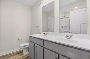 704 Olivia St, Collier Township, PA 15205 - Photo 20