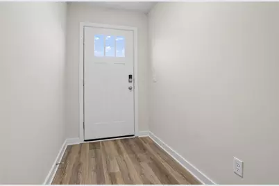 704 Olivia St, Collier Township, PA 15205 - Photo 4