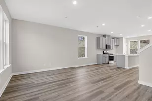 704 Olivia St, Collier Township, PA 15205 - Photo 16