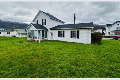 133 Center St, West Bethlehem, PA 15348 - Photo 2